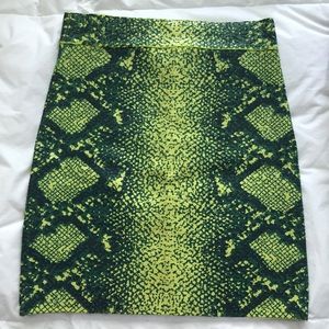 BCBG Max Azria Snake Skin Print Mini Skirt